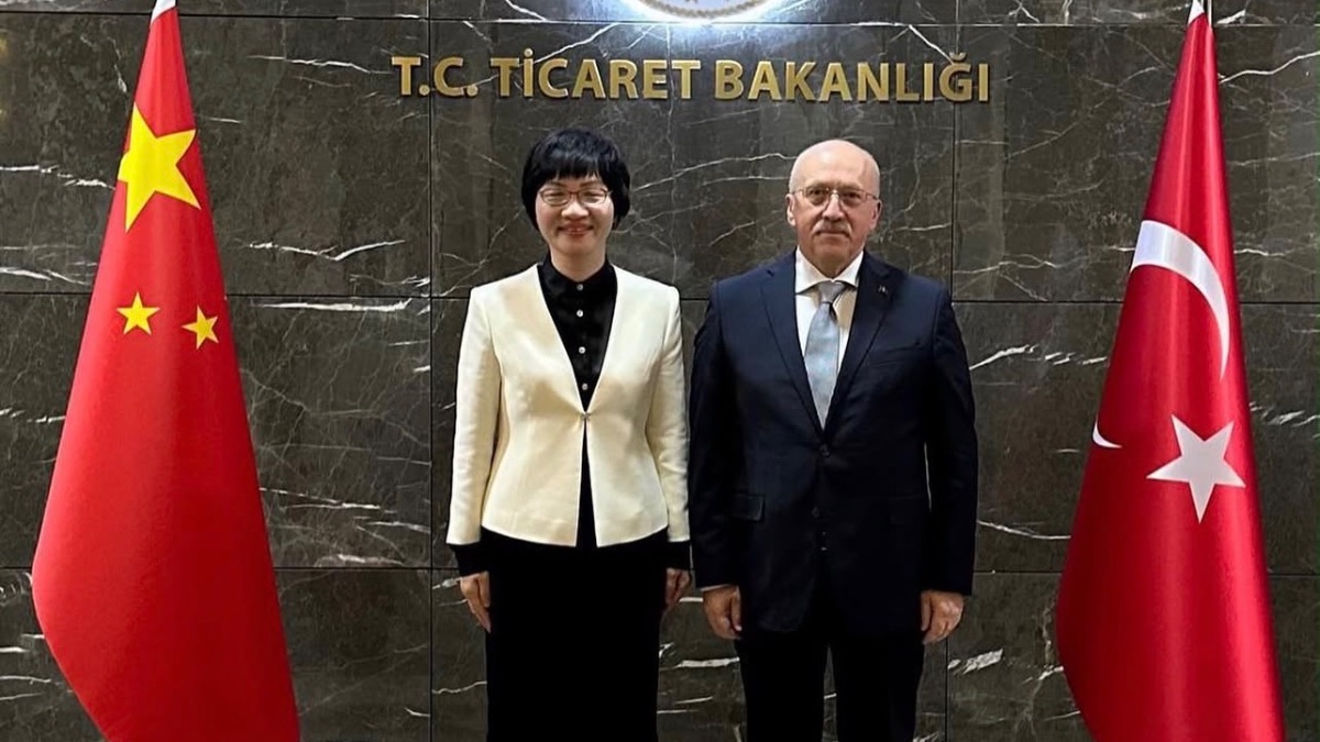 Ticaret Bakan Yardımcısı Sezai Uçarmak, Çin Gümrükler Genel İdaresi Bakan Yardımcısı Zhang Geping ile Görüştü